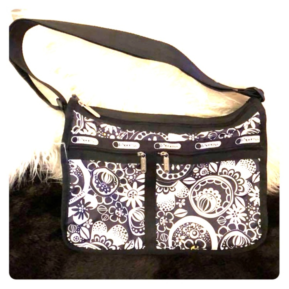 LeSportSAC Bag.  Black, White & pinch of yellow.
